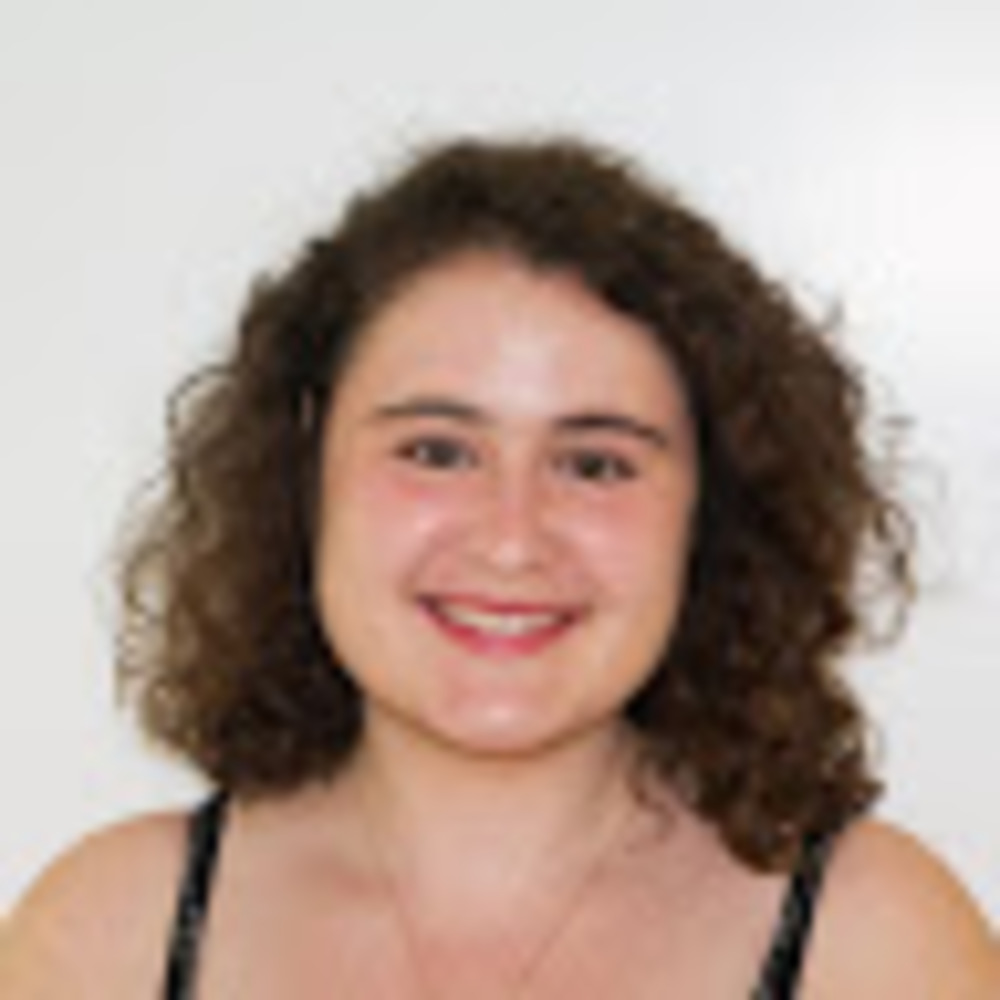 Meet your Posher, Claire